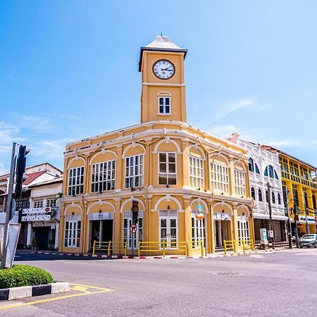 Ai Phuket Hostel Bagian luar foto