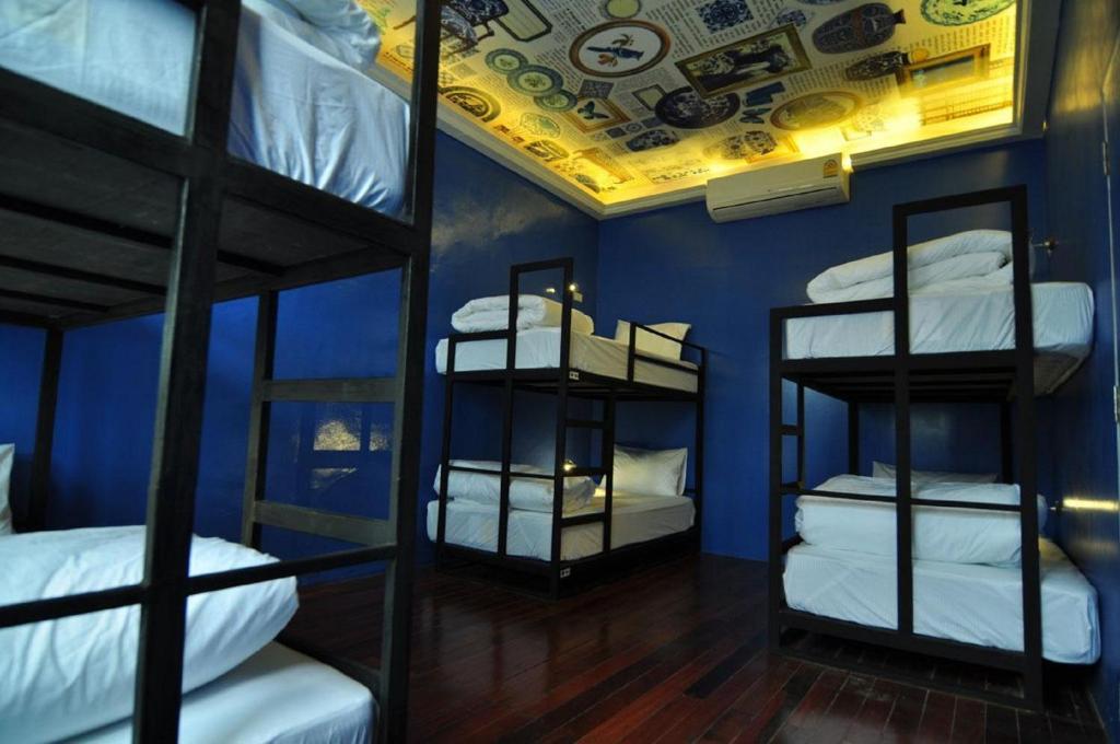 Ai Phuket Hostel Bagian luar foto